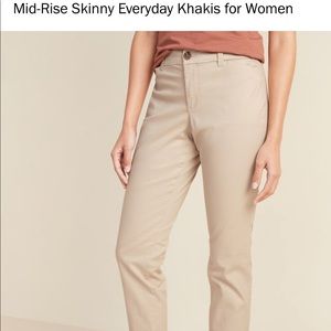 Mid-Rise Skinny Everyday Khakis for Women